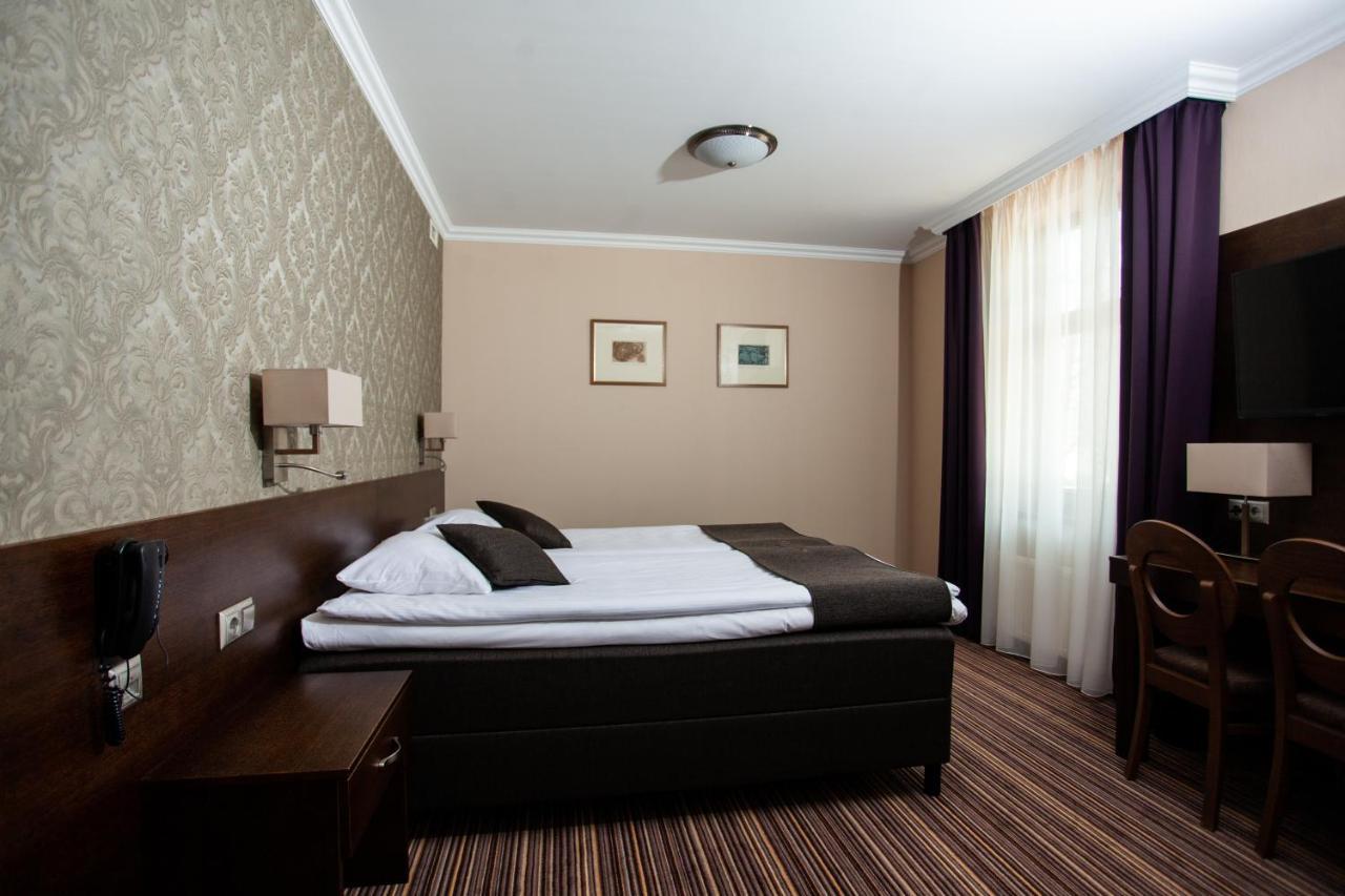 Hotel Cesis Luaran gambar